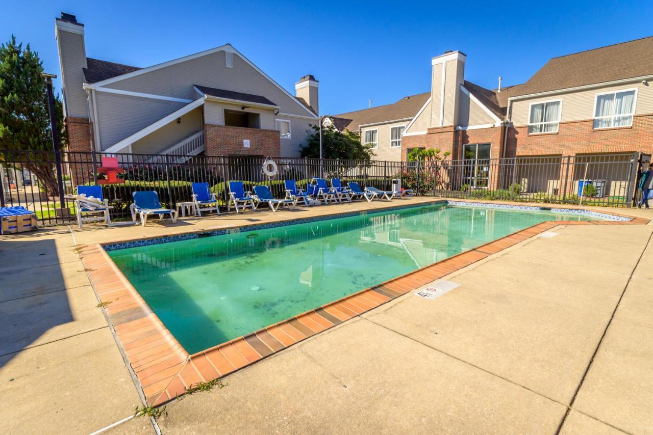 Philadelphia Suites At Airport - An Extended Stay Hotel 외부 사진